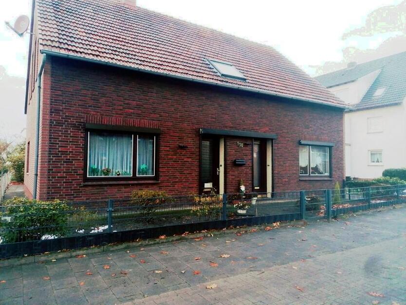 Frisch sanierte Doppelhaushälfte – 4 Zimmer + Garten zimmer