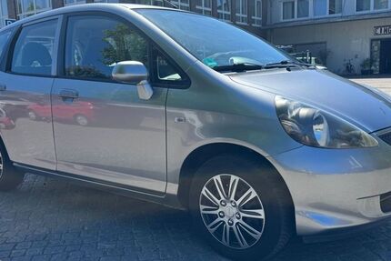 Honda Jazz 112.000 km 2.790 &euro; Bremen 28329