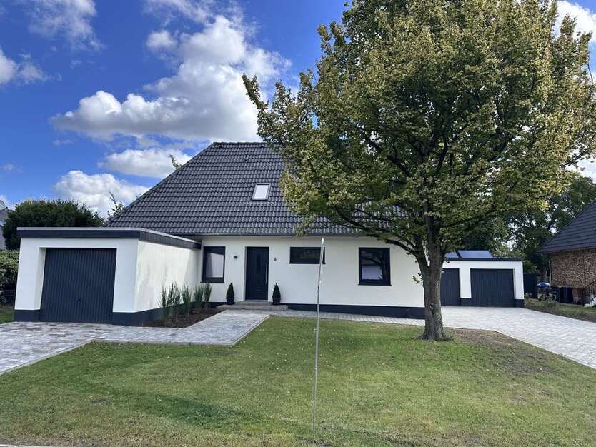 Haus zum Kaufen in Stuhr 549.000 € 177 m²