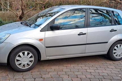 Ford Fiesta 150.000 km 1.450 &euro; Achim 28832
