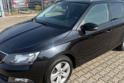 Skoda Fabia 125.334 km 7.950 &euro; Achim 28832