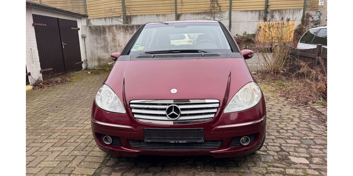 Mercedes-Benz A 170 156.978 km 2.300 &euro; Bremen 28359