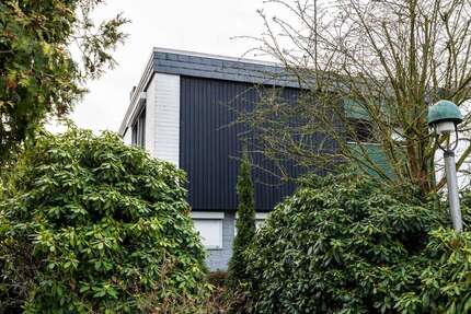 Haus zum Kaufen in Delmenhorst 357.000 € 169 m² 5 zimmer