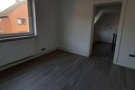 Wohnung Bremen Blumenthal - 2 Zimmer, 32 m&sup2;, 375&euro; | Angebot:26940126