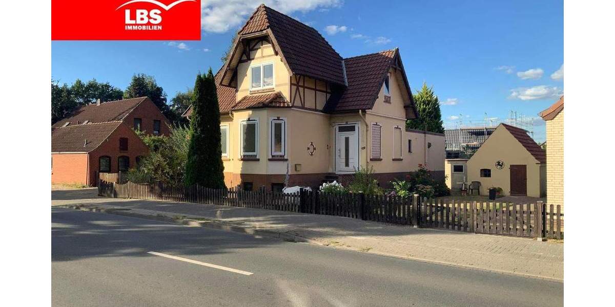 Stuhr! Traumhaftes, sanierungsbedürftiges Jugendstilhaus in zentraler Lage! 5 zimmer