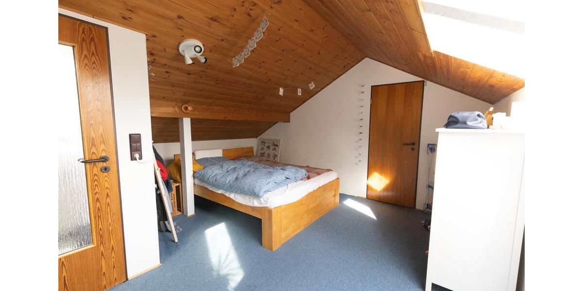 Einfamilienhaus Bremen Huchting - 6 Zimmer, 240 m&sup2;, 540.000&euro; | Angebot:26121304