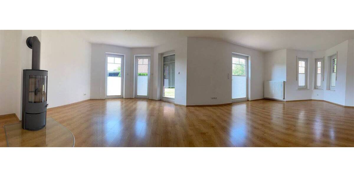 Privatstraße- gepflegtes Einfamilienhaus mit Doppelcarport 6 zimmer