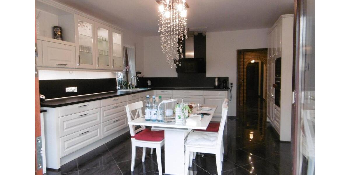 Einfamilienhaus Syke - 11 Zimmer, 300 m&sup2;, 499.000&euro; | Angebot:26982593
