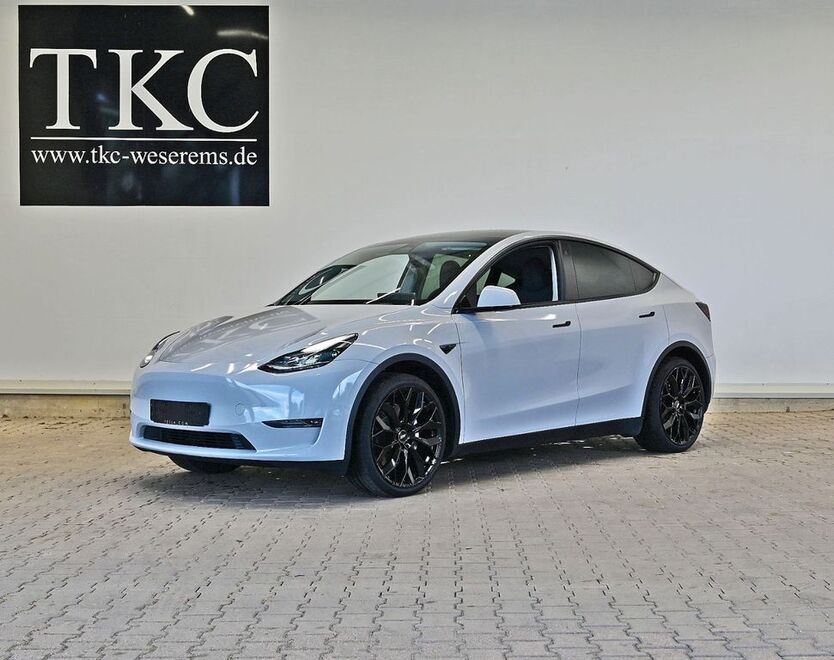 Tesla Model Y 55.500 km 43.900 € Hude 27798