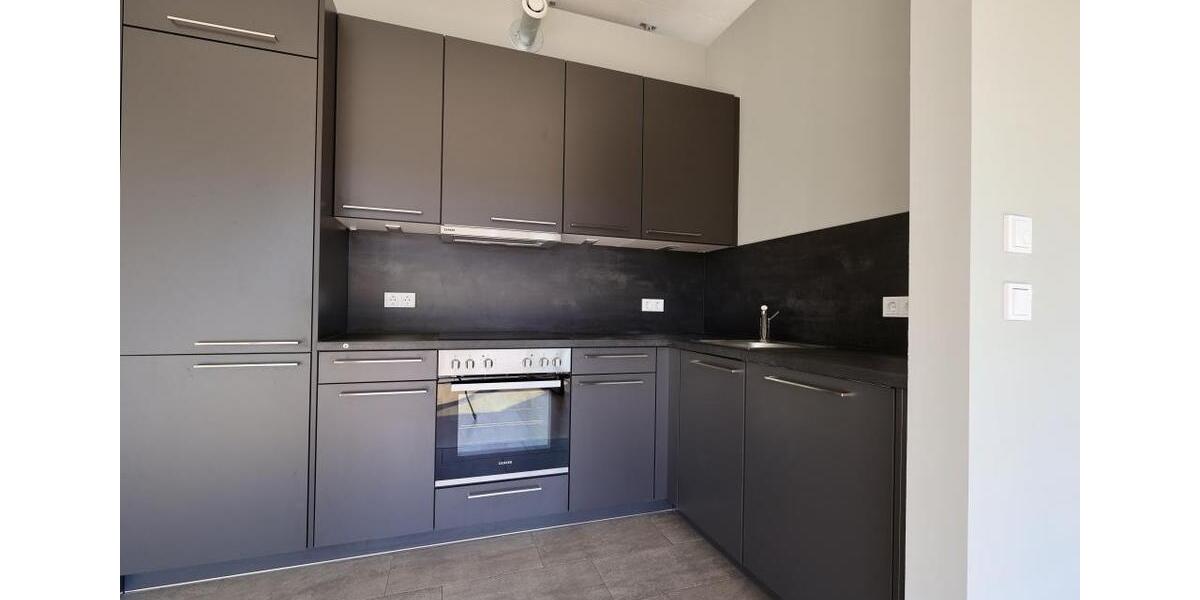 Etagenwohnung Bremen Häfen - 2 Zimmer, 90 m&sup2;, 1.289&euro; | Angebot:25476216