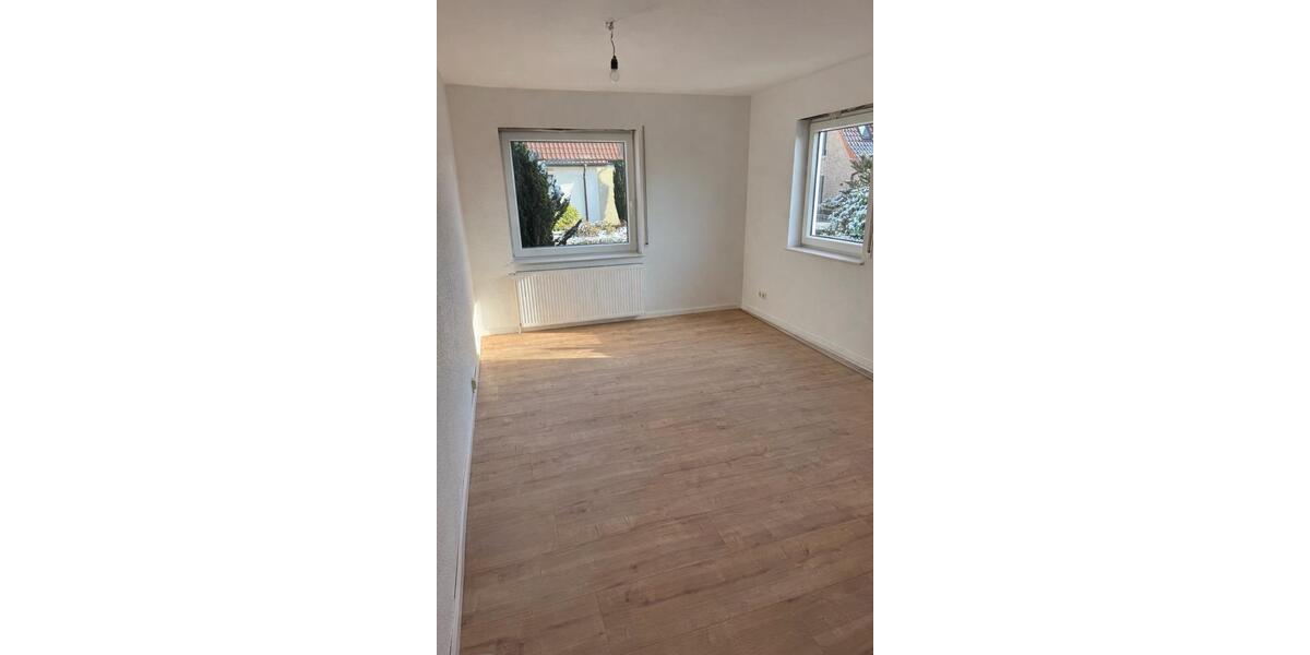 Doppelhaushälfte Weyhe - 4 Zimmer, 110 m&sup2;, 1.400&euro; | Angebot:25049162