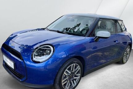 Mini Cooper E 9.200 km 26.800 € Bremen 28757