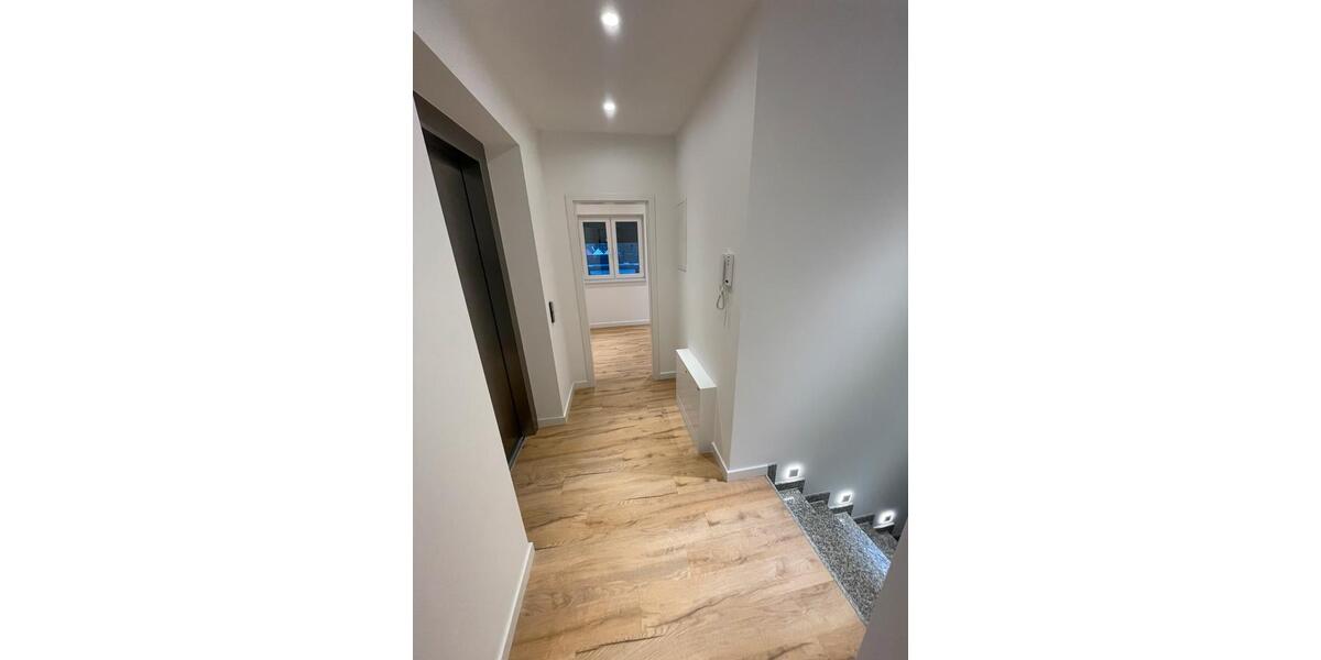 Penthouse Wohnung zu vermieten (warm) ab 01.02.2026 3 zimmer