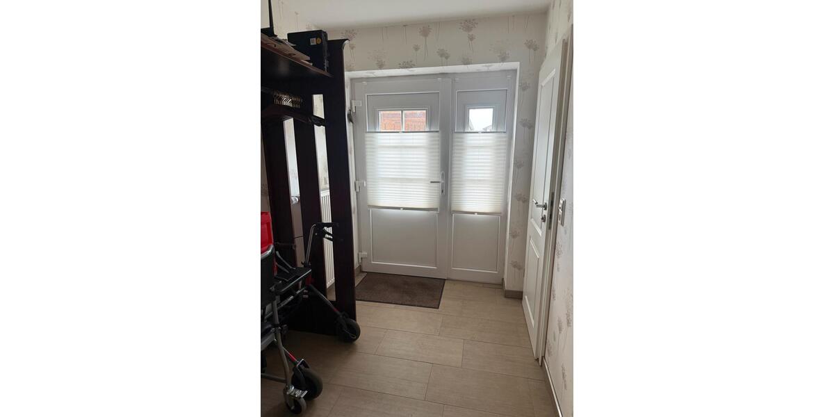 Bungalow Hambergen - 3 Zimmer, 125 m&sup2;, 1.300&euro; | Angebot:25452573