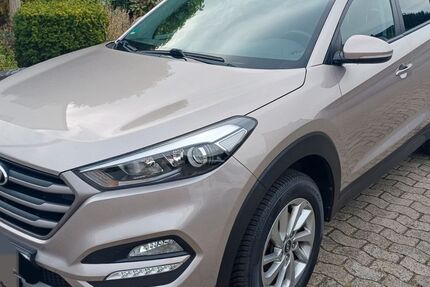 Hyundai TUCSON 70.300 km 12.990 € Delmenhorst 27751