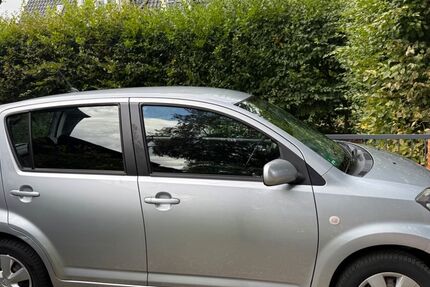 Daihatsu Sirion 86.000 km 2.990 &euro; Bremen 28211
