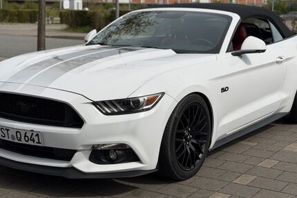 Ford Mustang 106.000 km 31.400 &euro; Bremen 28219