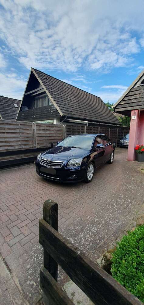 Avensis