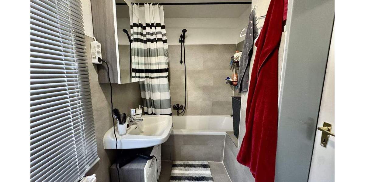 Mehrfamilienhaus, Wohnhaus Delmenhorst Mitte - 6 Zimmer, 146 m&sup2;, 319.000&euro; | Angebot:25743813