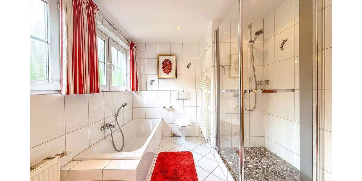 Einfamilienhaus Syke Gessel - 8 Zimmer, 282 m&sup2;, 599.000&euro; | Angebot:25155256