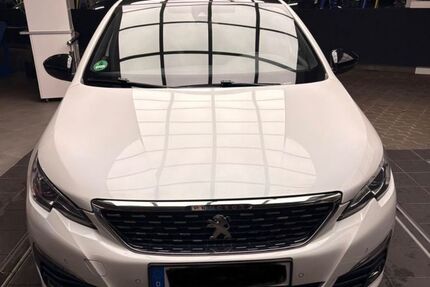 Peugeot 308 149.000 km 9.500 &euro; Achim 28832