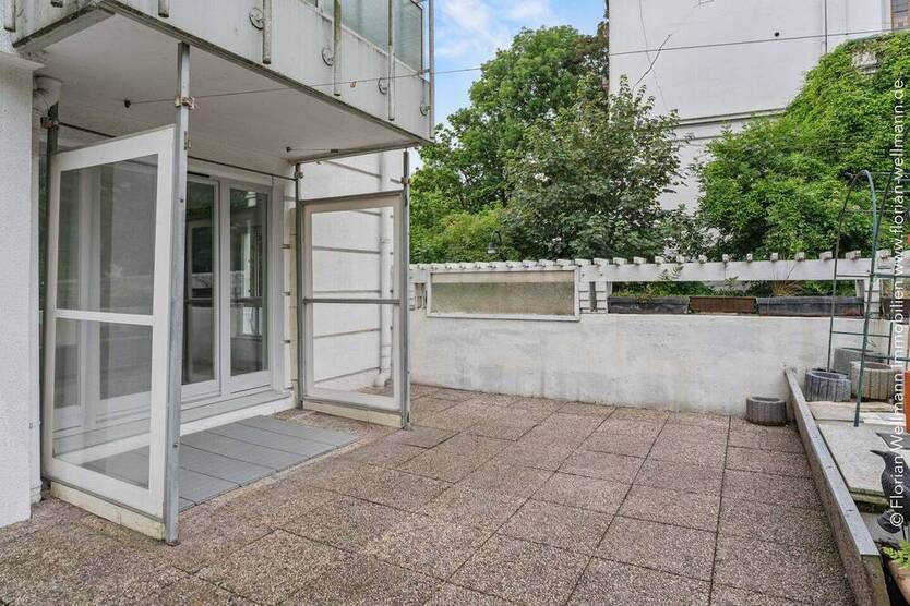 Bremen-Ostertor | Lichtdurchflutete AltbauWohnung mit großzügiger Terrasse und Garage am Osterdeich!