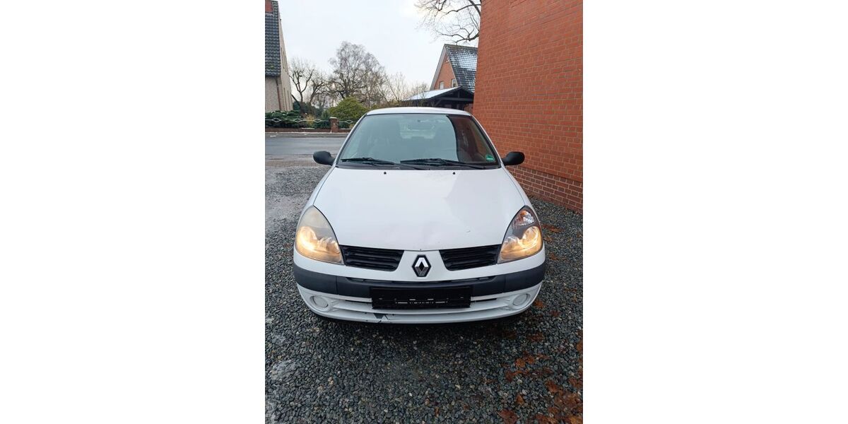 Renault Clio 153.000 km 990 &euro; Blender 27337