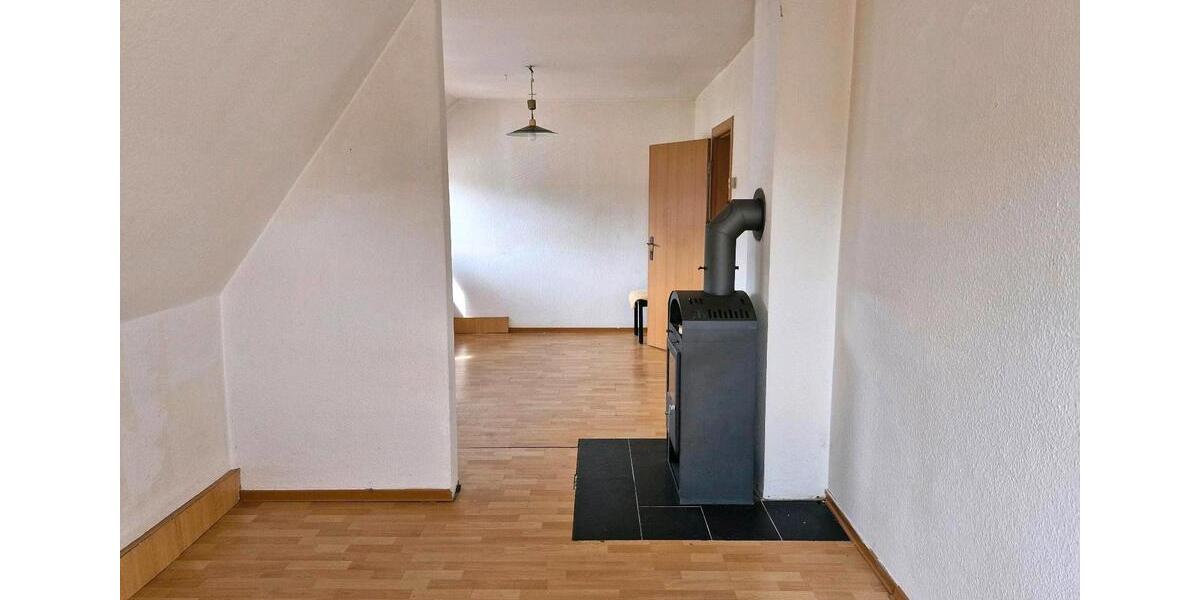 Mehrfamilienhaus, Wohnhaus Delmenhorst Deichhorst - 7 Zimmer, 155 m&sup2;, 309.000&euro; | Angebot:26758559