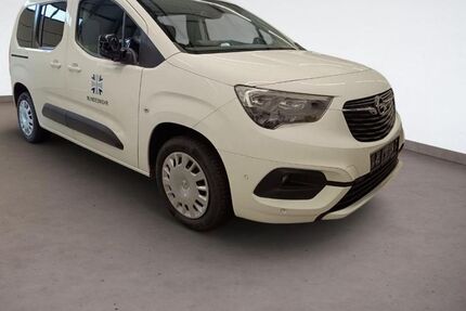 Opel Combo 50.929 km 17.990 &euro; Bremen 28779