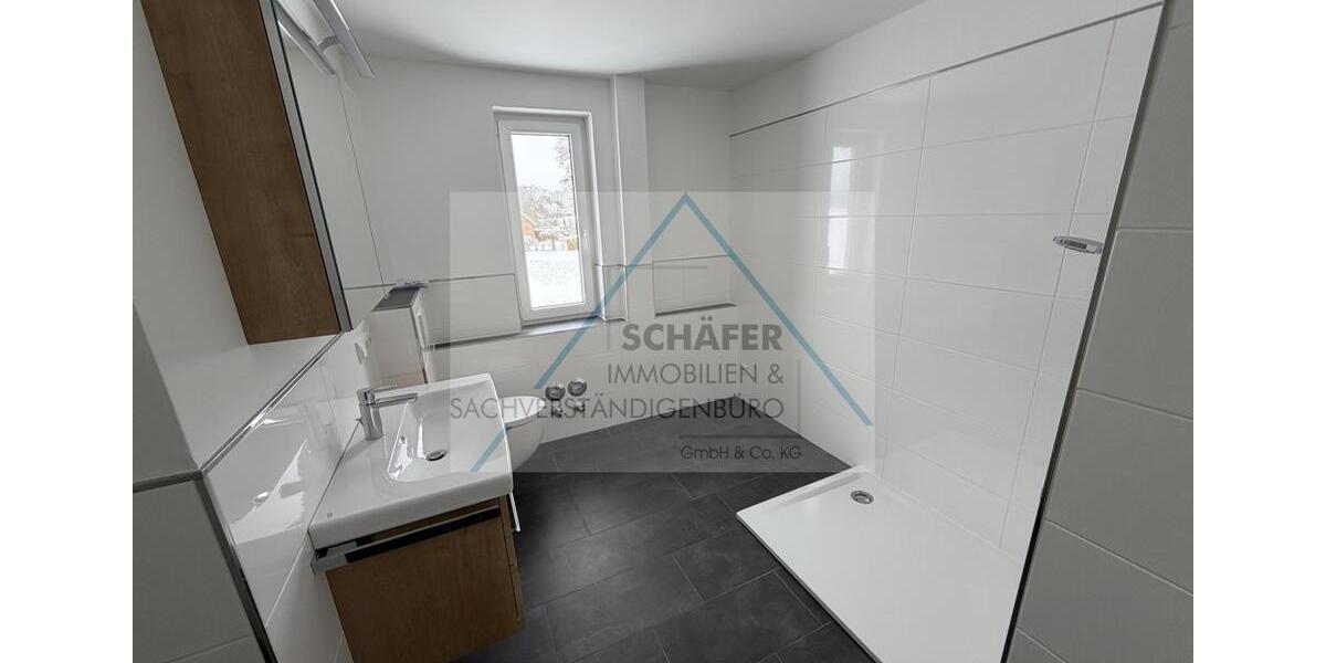 Etagenwohnung Bassum - 4 Zimmer, 125 m&sup2;, 1.100&euro; | Angebot:25145087