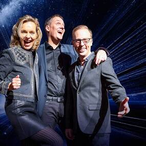 Kosmos & Orchester 11.10.2026 Metropol Theater Bremen