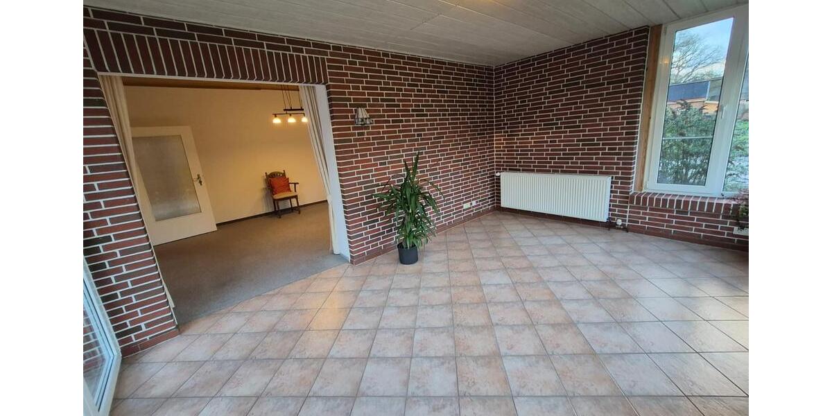 Erdgeschoßwohnung Hambergen - 4 Zimmer, 145 m&sup2;, 1.150&euro; | Angebot:26282961