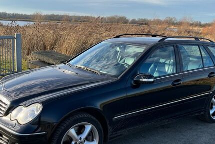 Mercedes-Benz C 200 325.789 km 3.900 &euro; Schwanewede 28790