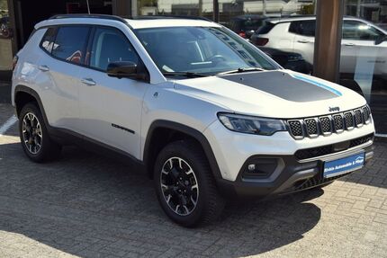 Jeep Compass 40.663 km 23.990 &euro; Stuhr / Bremen-Brinkum 28816