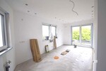 Penthouse - Wohnung Neubau 2 Zimmer zum 1.7. 2026 mit Rollläden + Stellplatz ohne Küche - Einfamilienhaus Weyhe Leeste | Angebot:26764876