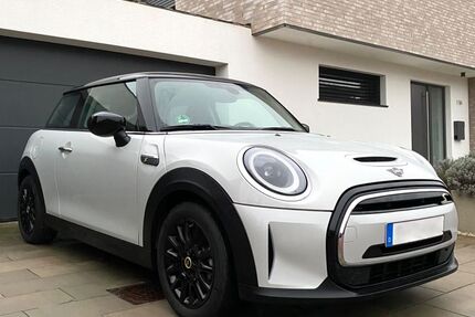 Mini Cooper SE 14.980 km 18.490 € Harpstedt 27243