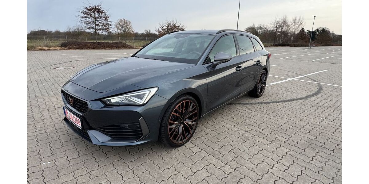 Cupra Leon 49.500 km 28.450 &euro; Bremen 28329