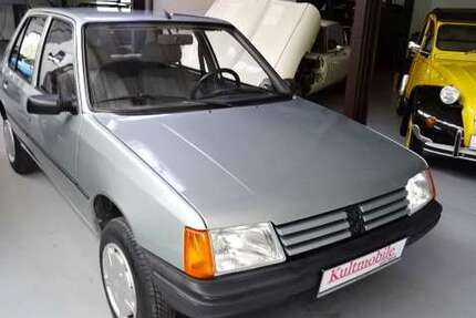 Peugeot 205 59.000 km 9.900 &euro; Worpswede 27726