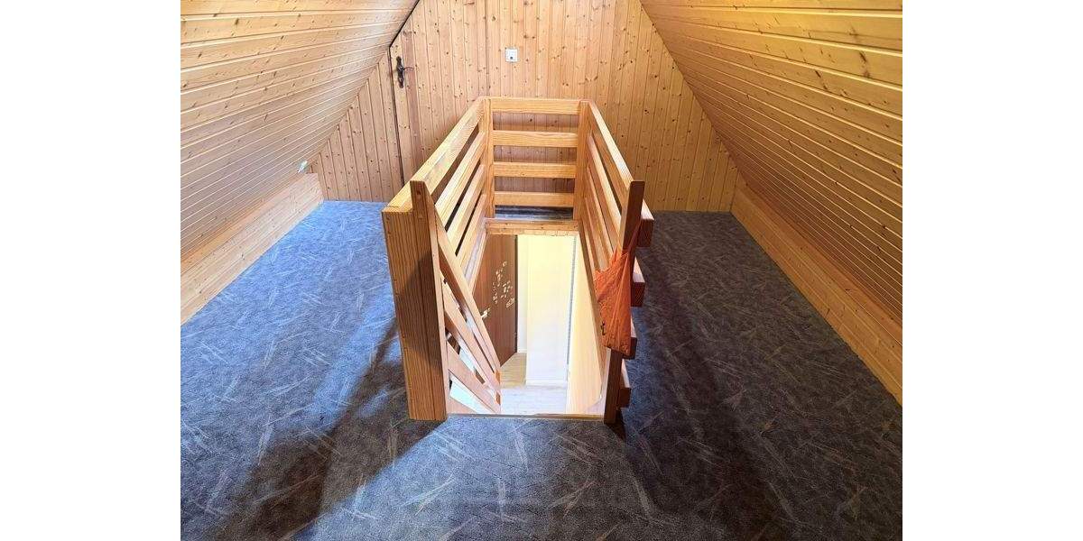 Einfamilienhaus Schwanewede / Neuenkirchen Neuenkirchen - 8 Zimmer, 239 m&sup2;, 319.000&euro; | Angebot:26160539