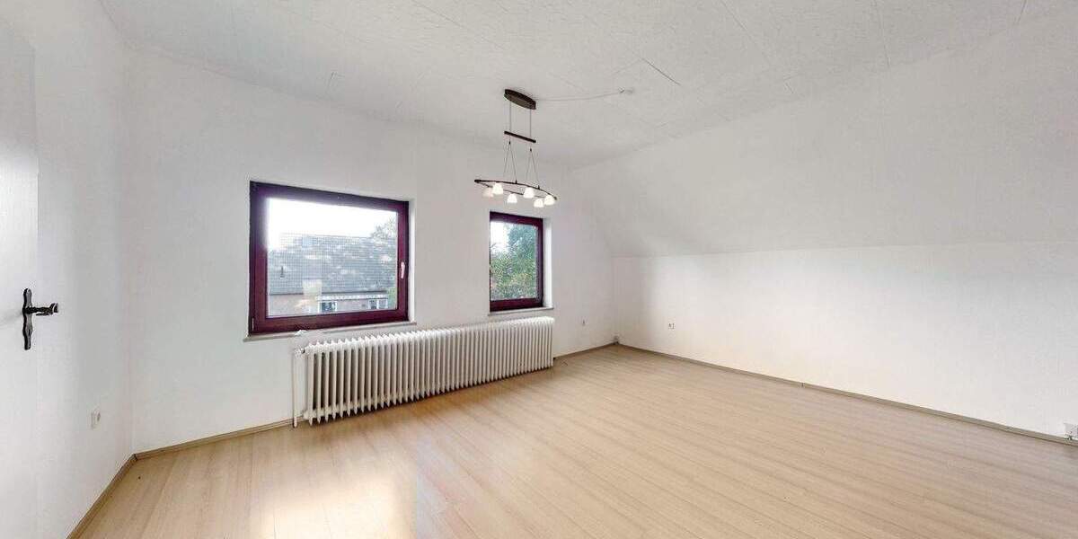 Mehrfamilienhaus, Wohnhaus Ganderkesee - 9 Zimmer, 210 m&sup2;, 399.000&euro; | Angebot:25693011