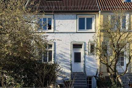 Altbremer Reihenhaus mit großem Südgarten in Neu-Schwachhausen, Nähe Bürgerpark 5 zimmer