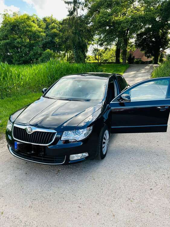 Skoda Superb 166.500 km 6.700 € Bremen 28195