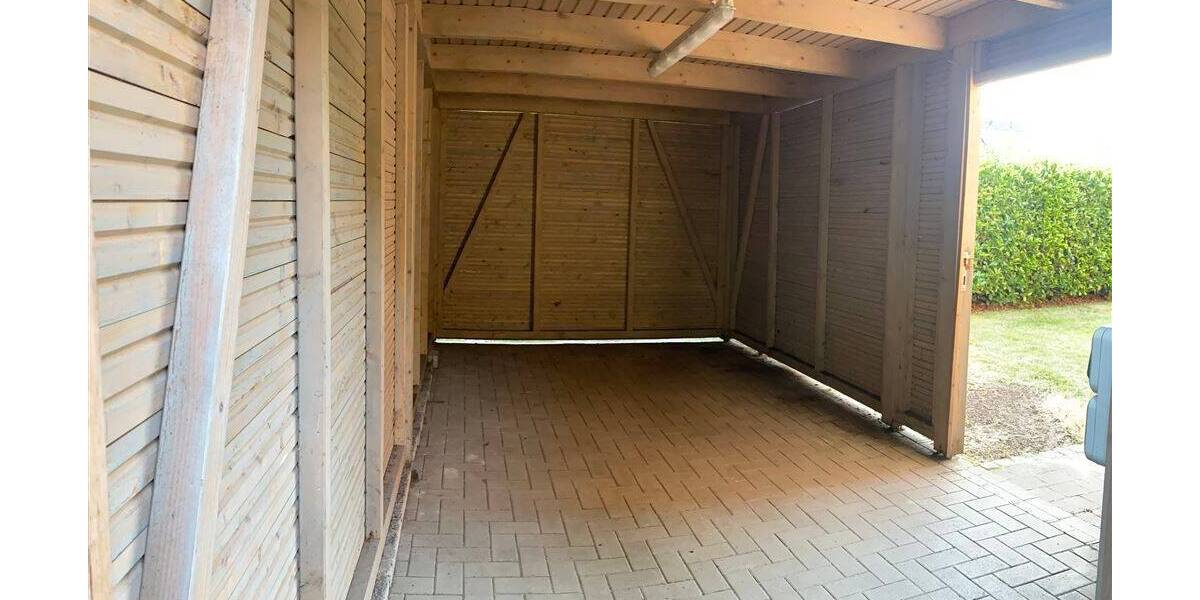 Privatstraße- gepflegtes Einfamilienhaus mit Doppelcarport 6 zimmer