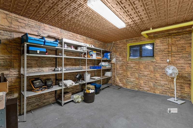 Wohnen und Arbeiten unter einem Dach +2.500 m² Waldgrundstück Sauna+Holzhäuschen Wintergarten+Kamin - Zweifamilienhaus Syke | Angebot:24213006
