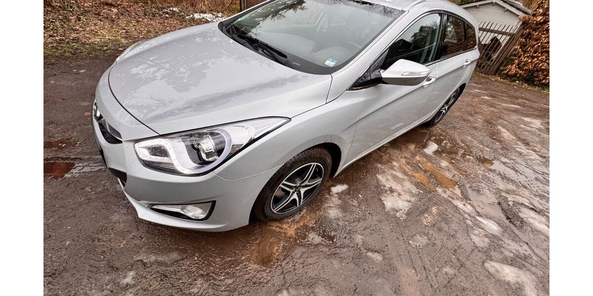 Hyundai i40 210.000 km 5.600 &euro; Osterholz-Scharmbeck 27711