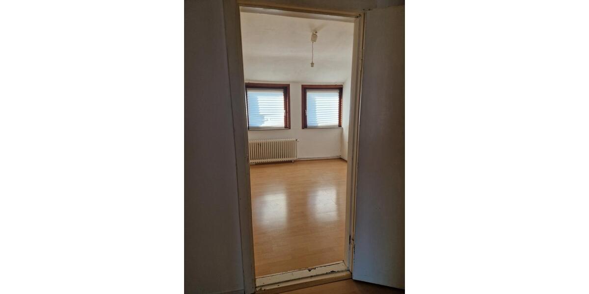 Dachgeschoßwohnung Bremen Findorff - 2.5 Zimmer, 53 m&sup2;, 168.000&euro; | Angebot:26124171