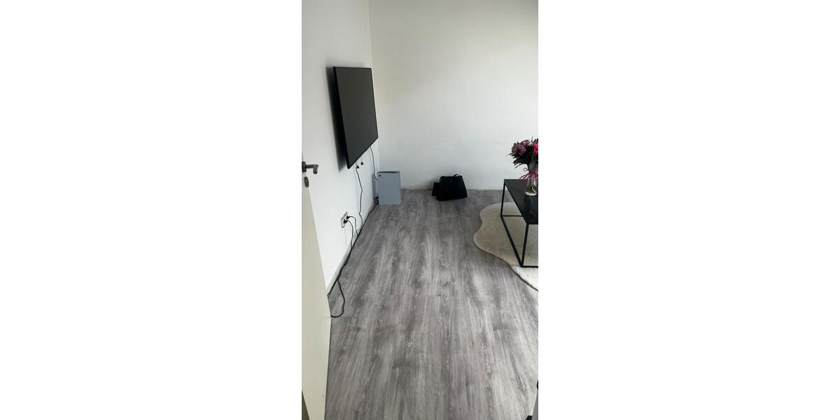 Dachgeschoßwohnung Bremen Burglesum - 2.5 Zimmer, 45 m&sup2;, 670&euro; | Angebot:26316224
