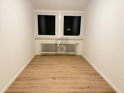 FRISCH SANIERT MIT SEHR VIEL PLATZ - Dachgeschoßwohnung Bremen Blumenthal | Angebot:26029678