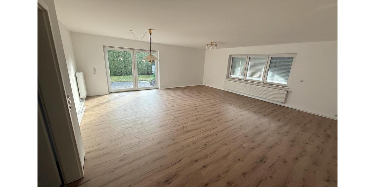 Bungalow Hambergen - 3 Zimmer, 125 m&sup2;, 1.300&euro; | Angebot:25452573