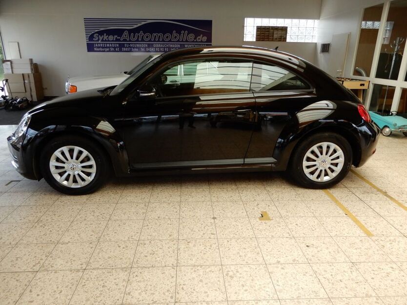 VW Beetle 63.150 km 9.900 € Syke 28857